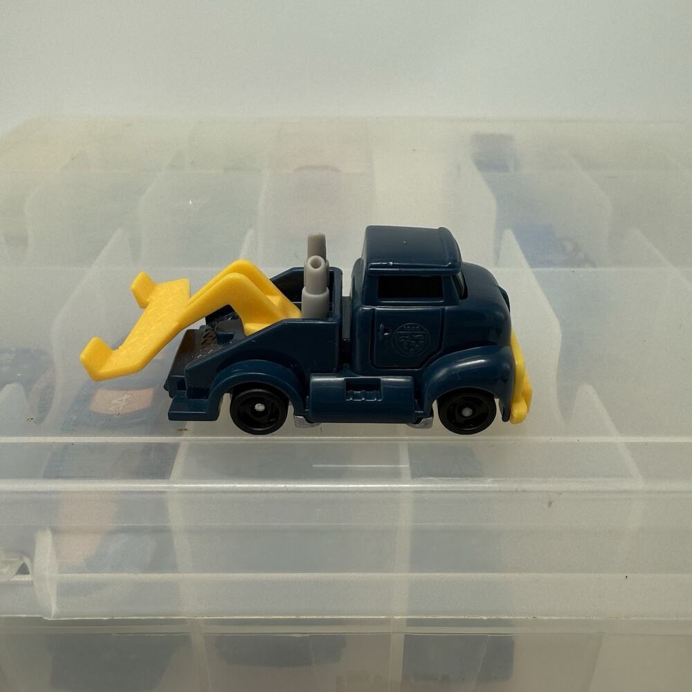 Hot Wheels 1968 Tow Truck Wrecker 1/64 scale 1994 Mattel, Inc Blue Yellow 3 Inch - Picture 2 of 7